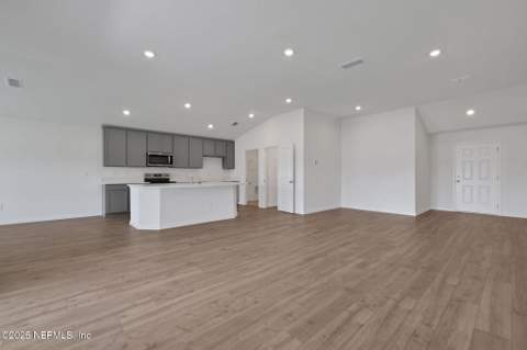 14397 Firebird Drive, Jacksonville FL - photo 9 of 57