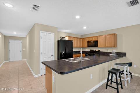 7861 Sunnydale Lane, Jacksonville FL - photo 16 of 51
