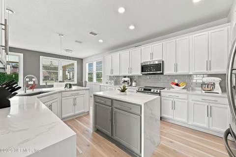 12284 Raintree Lake Court, Jacksonville FL - photo 23 of 70