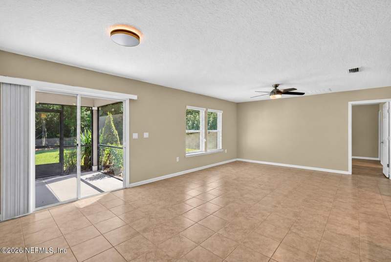 3 bedroom Single Family Residence at 7861 Sunnydale Lane, Copperleaf, Jacksonville — photo 2