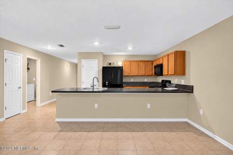 7861 Sunnydale Lane, Jacksonville FL - photo 14 of 51