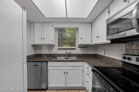 903 Kettering Way, Orange Park FL - photo 11 of 28