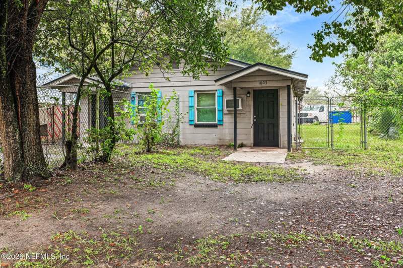 4 bedroom Duplex at 1805 W 44th Street, Jacksonville, Jacksonville — photo 2