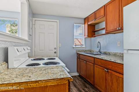 1805 W 44th Street, Jacksonville FL - photo 7 of 13