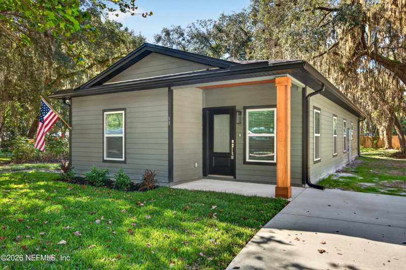 3 bedroom Single Family Residence at 17 SE Nelsons Point Road, Lakeview Highlands, Keystone Heights — photo 1