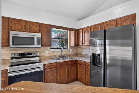 1327 Bay Hill Boulevard #A, Orange Park FL - photo 14 of 34