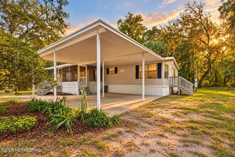 3 bedroom Mobile Home at 300 E Kansas Street, Florahome, Florahome — photo 4
