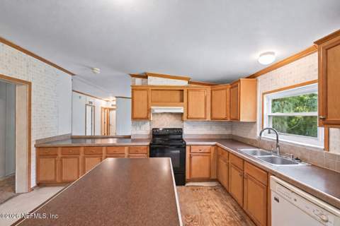 621 Bardin Road, Palatka FL - photo 6 of 23