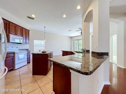 13180 Tom Morris Drive, Jacksonville FL - photo 6 of 44