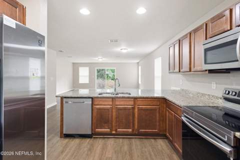 7033 Camfield Landing Drive, Jacksonville FL - photo 14 of 45