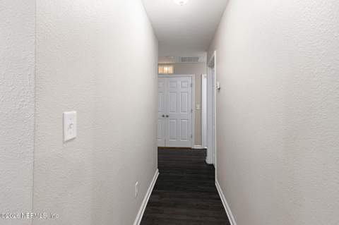 7033 Camfield Landing Drive, Jacksonville FL - photo 15 of 45