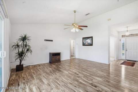 1019 Whirlaway Circle, Jacksonville FL - photo 7 of 22
