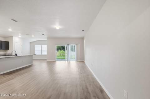 8700 Kaye Lane, Jacksonville FL - photo 7 of 53