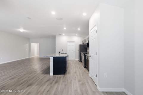 8700 Kaye Lane, Jacksonville FL - photo 16 of 53