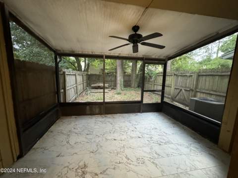 4416 Windergate Court, Jacksonville FL - photo 16 of 20