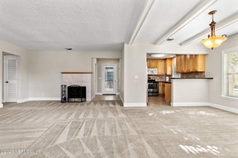 3434 Blanding Boulevard #201, Jacksonville FL - photo 8 of 35