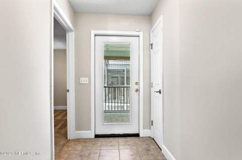 3434 Blanding Boulevard #201, Jacksonville FL - photo 19 of 35