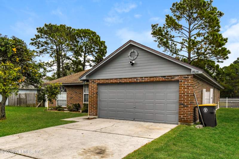 3 bedroom Single Family Residence at 3835 Star Leaf Road, Springtree Village, Jacksonville — photo 2
