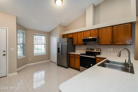 3835 Star Leaf Road, Jacksonville FL - photo 7 of 15