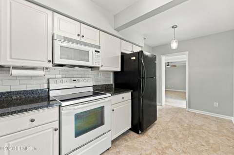 316 Brunswick Road, Jacksonville FL - photo 14 of 37