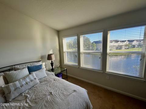 6860 Roundleaf Drive, Jacksonville FL - photo 18 of 24