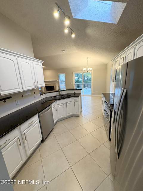 9639 Bent Oak Court, Jacksonville FL - photo 8 of 30