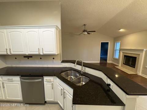 9639 Bent Oak Court, Jacksonville FL - photo 6 of 30