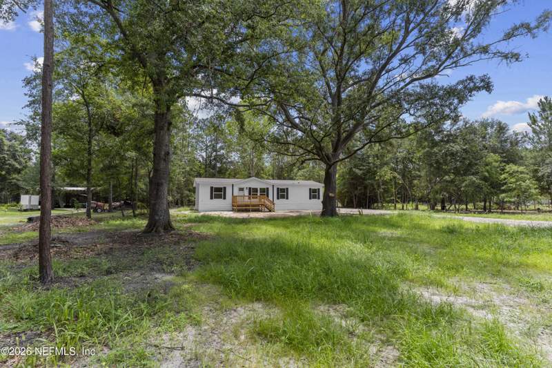 4 bedroom Manufactured Home at 12473 SW 79th Avenue, Starke, Starke — photo 4