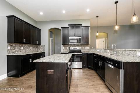 9868 Patriot Ridge Drive, Jacksonville FL - photo 9 of 21