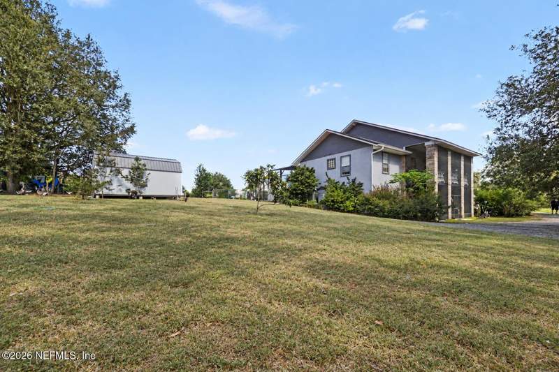 4 bedroom Single Family Residence at 5754 N Crater Lake Circle, Big Tree Lakes, Keystone Heights — photo 2