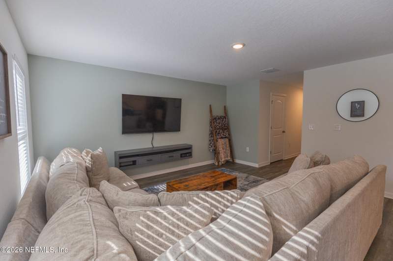 4 bedroom Single Family Residence at 134 Live Oak Loop, Live Oak Golf&cc, Crescent City — photo 5