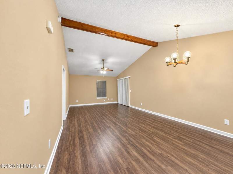 2 bedroom Townhouse at 5520 Community Oaks Court, Community Oaks, Jacksonville — photo 3