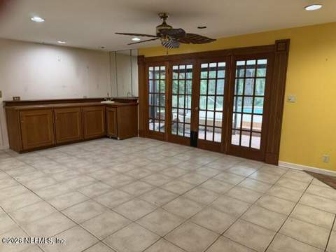 10125 Scott Mill Road, Jacksonville FL - photo 10 of 70