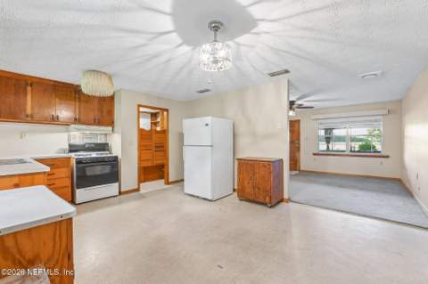 1078 Merrimac Avenue, Green Cove Springs FL - photo 23 of 72