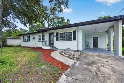 6317 Graves Street, Jacksonville FL - photo 7 of 54
