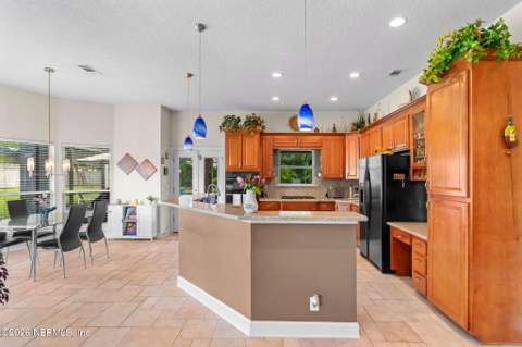 11627 Sherborne Circle, Jacksonville FL - photo 16 of 50