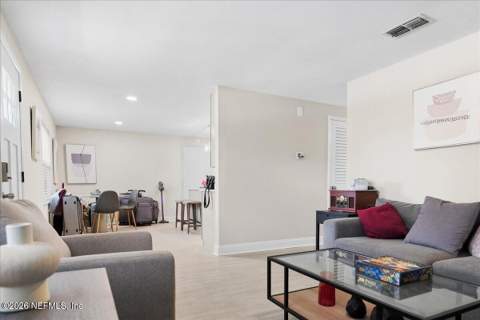 2471 Fernside Road, Jacksonville FL - photo 12 of 31