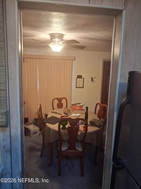 2731 Floradale Drive, Jacksonville FL - photo 16 of 42