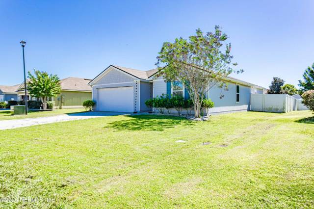 2165 PEBBLE POINT Drive, home for sale in Clay County