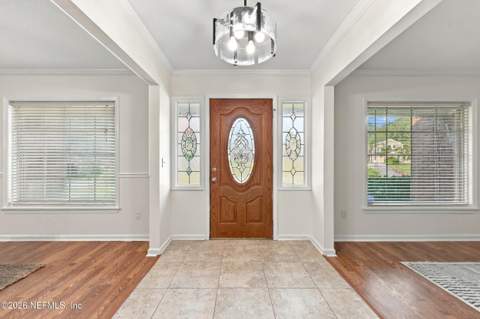 6311 Whispering Oaks Drive, Jacksonville FL - photo 6 of 56