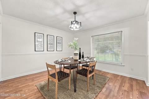 6311 Whispering Oaks Drive, Jacksonville FL - photo 9 of 56