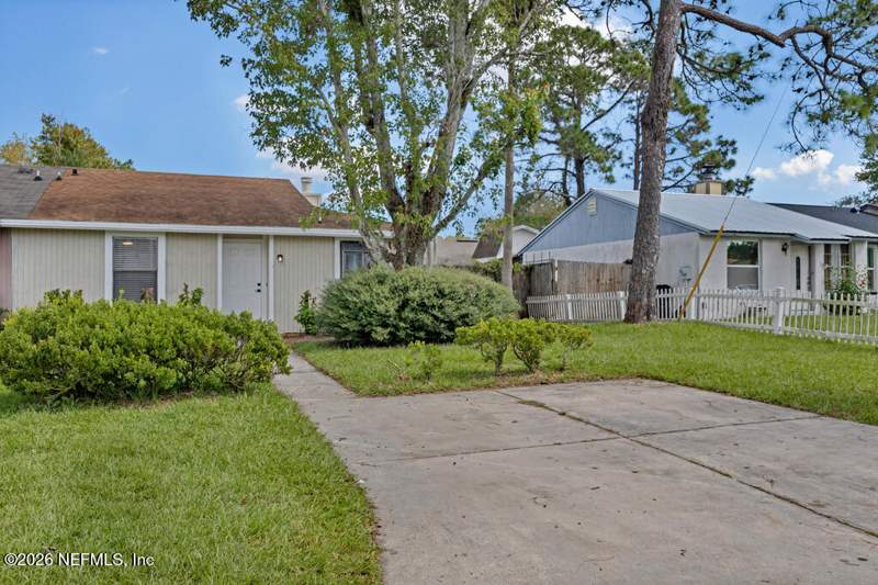 2 bedroom Townhouse at 2668 Sunrise Village Drive #B, Sunrise Village, Orange Park — photo 2
