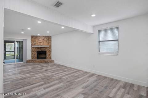 2668 Sunrise Village Drive #B, Orange Park FL - photo 12 of 35