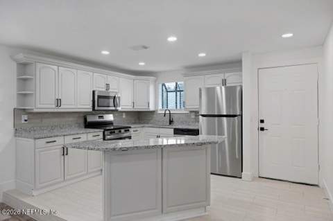 2668 Sunrise Village Drive #B, Orange Park FL - photo 14 of 35