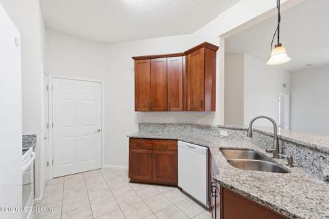 785 Oakleaf Plantation Parkway #1133, Orange Park FL - photo 8 of 38