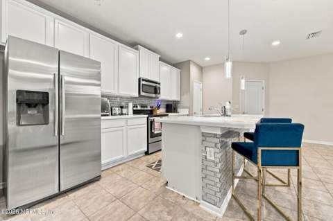 12313 Rouen Cove Drive, Jacksonville FL - photo 13 of 30