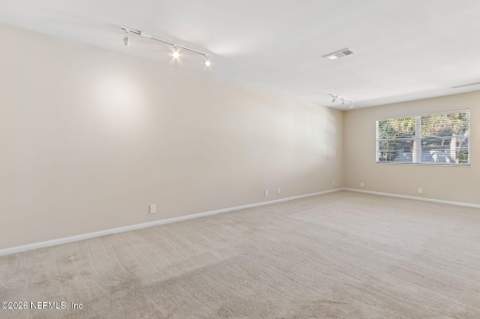4242 Ortega Boulevard #18, Jacksonville FL - photo 9 of 30