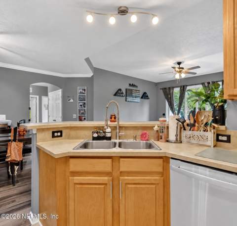 785 Oakleaf Plantation Parkway #1812, Orange Park FL - photo 12 of 33