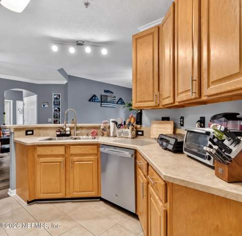 785 Oakleaf Plantation Parkway #1812, Orange Park FL - photo 13 of 33