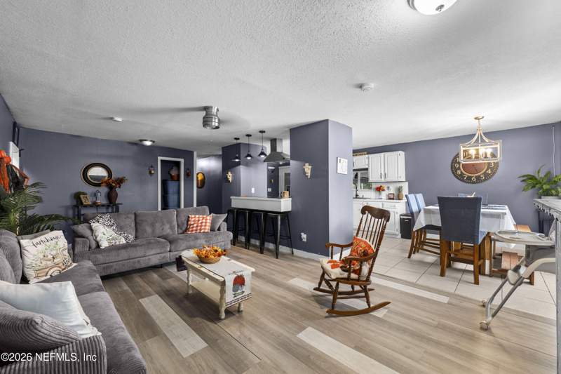 3 bedroom Mobile Home at 6408 Swarthmore Drive, Highridge Estates, Keystone Heights — photo 3